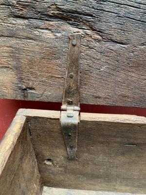 Trunk style Gothic - Style en Hand - Carved Wood Oak, Belgium 19 th century ( Anno 1840 )