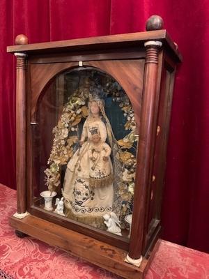 Maddonna And Child In Small Cabinet en Wax heads and hands hand - embroidery hand - work porcelaine angels and vases walnut - ivory parts , Belgium 19th century ( anno 1850 )