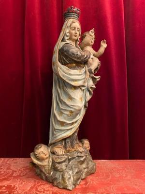 Madonna Statue  en hand-carved wood polychrome, Italy 18 th century