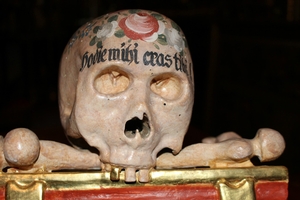 Memento Mori en hand-carved wood polychrome, Italy 18 th century