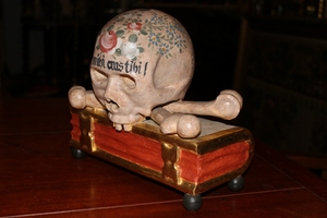 Memento Mori en hand-carved wood polychrome, Italy 18 th century