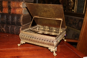 Missal Stand en Brass / Bronze, France 19th century