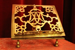 Missal Stand en Bronze, Dutch 18 th century