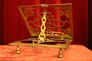 Missal Stand en Bronze, Dutch 18 th century