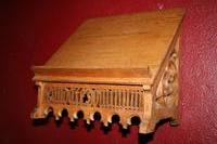 Missal Stand en Oak , Belgium 19 th century