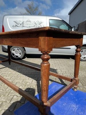 Monastery Table en Oak wood, France 19th century