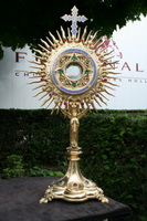 Monstrance en BRASS / ENAMEL, France 19th century