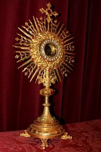 Monstrance With Original Lunula. River Stones  en Brass / Gilt, France 19th century