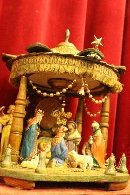 Nativity Scene en fully hand-carved wood / polychrome , Northern - Italy 19th century