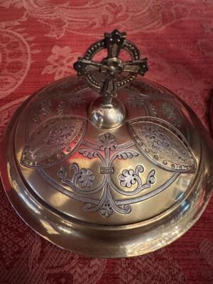 Ciborium style Neo Classicistic en Full - Silver / Enamel / Silver Marks Present, France 19 th century ( Anno 1865 )