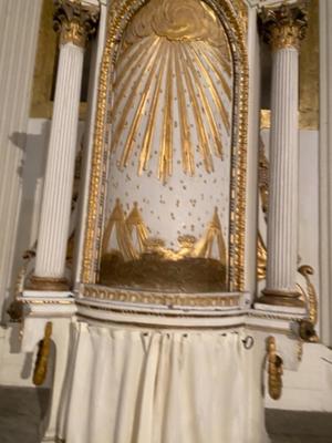 Exceptional Altar With Exposition Cylinder Tabernacle And Chalice Tabernacle style Neo Classicistic en Wood Polychrome, Aalbeke Belgium 18 th century ( Anno 1785 )