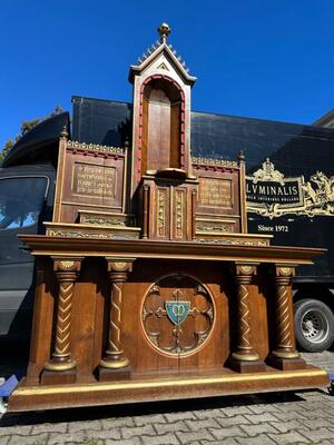 High Quality Pair Of Neoclassical Roman-Gothic-Style Side-Altars. Including The Original Altar-Stone ! style Neo Classicistic - Gothic - Style en Oak wood, Belgium  19 th century