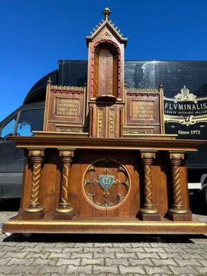 High Quality Pair Of Neoclassical Roman-Gothic-Style Side-Altars. Including The Original Altar-Stone ! style Neo Classicistic - Gothic - Style en Oak wood, Belgium  19 th century