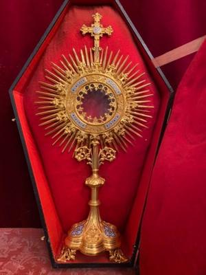 Monstrance style Neo Classicistic en Brass / Bronze / Gilt / Enamel, Paris France 19 th century ( Anno 1885 )