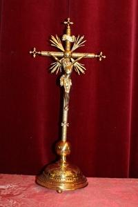 Altar - Cross style NEO-CLASSISISTIC en Brass / Polished / New Varnished, France 19th century