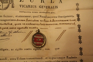 Relic St. Bonaventura Cardinalis Albanensis Ex Veste With Document Italy  19th century (1823)