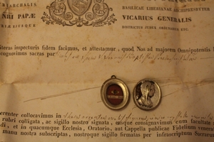 Relic St. Joanni Baptista With Original Document  en Silver Theca, Roma - Italy 19th century ( 1858)