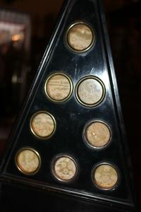 Reliquary en wood ebony, Belgium 19th century