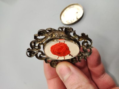 Reliquary - Relic Containing The Relic Of The True Cross (Ex Ligno Crucis) Complete With Seal And Threads en Silver / Glass / Wax Seal , Italy  19 th century