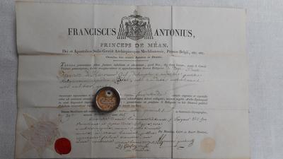 Reliquary - Relic Ex Habitus St. Franciscus Hieronymus With Original Document 19 th century