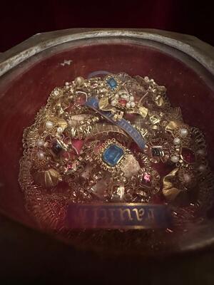 Reliquary - Relic Ex Ossibus Relics St. Clemens M. St. Reparata M. St. Fausti M.  en Monastery Hand - Work / Wood / Glass / Fabrics, Northern Italy 18 th century ( Anno 1785 )