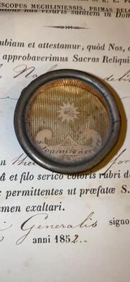 Reliquary - Relic Ex Ossibus St. Joannes Cruce With Original Document en Brass / Glass / Wax Seal, Mechelen - Belgium  19 th century ( Anno 1852 )