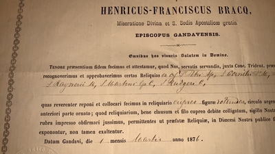 Reliquary - Relic Ex Ossibus St. Petri. S. Cornelii P.M. S. Joann. Baptist. S. Ragnerii M. S. Martini Ep. C. S. Rudgeri C. en Brass / Glass / Originally Sealed, Gent - Belgium 19th century ( anno 1876 )