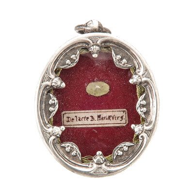1  Reliquary - Relic Lacte B. Mariae Virg.