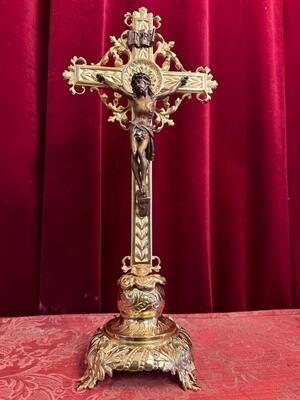 Altar - Cross style Rococo - Style en Brass / Bronze / Polished and Varnished, France 19 th century ( Anno 1865 )