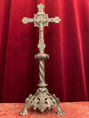 Altar - Cross style Romanesque en Bronze / Plated Silver / Polished Varnished, France 19th century