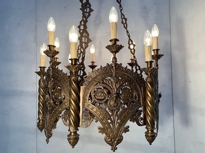 Chandelier style Romanesque en Bronze, France 19 th century