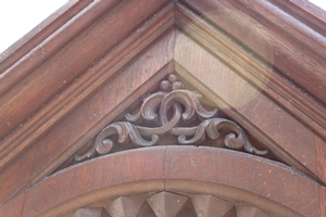 Exposition - Chapel style Romanesque en Oak wood, Belgium 19th century