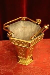 Holy Water Holder style Romanesque en Bronze Polisched and Varnished, France 19th century