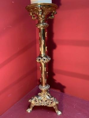 Pascal Candlestick Measures Without Pin style Romanesque en Bronze / Gilt, France 19th century