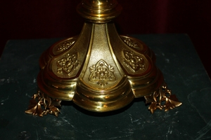 Reliquary style Romanesque en Brass / Bronze / Polished and Varnished, France 19th century