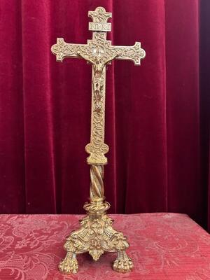 Altar - Cross style Romanesque - Style en Bronze / Polished and Varnished, France 19 th century ( Anno 1885 )