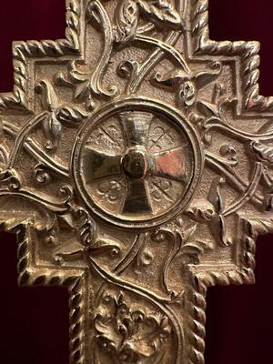 Altar - Cross style Romanesque - Style en Bronze / Polished and Varnished, France 19 th century ( Anno 1885 )