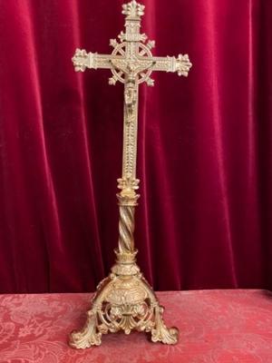 Altar - Cross style Romanesque - Style en Bronze / Gilt Polished and Varnished, France 19 th century ( Anno 1880 )