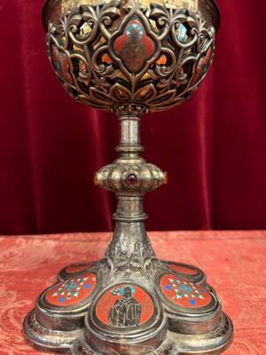 Ciborium style Romanesque - Style en Full - Silver / Enamel / Stones, France 19 th century ( Anno 1835 )