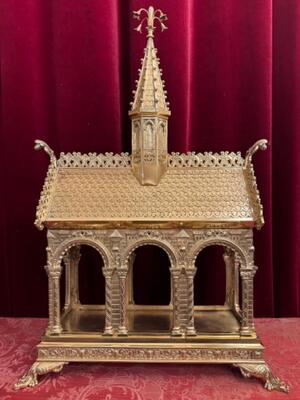 Exceptional Large Reliquary style Romanesque - Style en Bronze / Polished and Varnished, France 19 th century ( Anno 1865 )