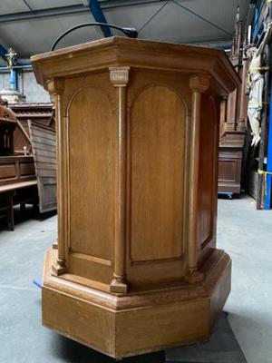 Pulpit style Romanesque - Style en Oak wood, Netherlands  20 th century