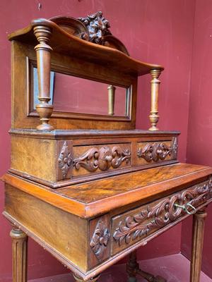 Secretaire en Walnut wood , France 19th century ( anno 1875 )