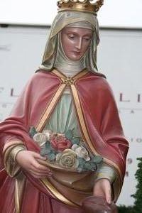 St. Elisabeth Statue en Terra-Cotta Polychrome, Belgium 19th century