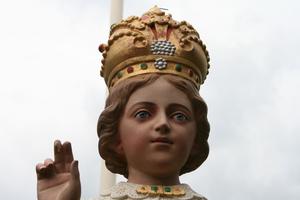 St. Jesus Of Praque Statue en PLASTER, FRANCE 19TH CENTURY