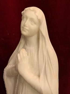 St. Mary Lourd Statue en Alabaster / Marble, Belgium 19th century