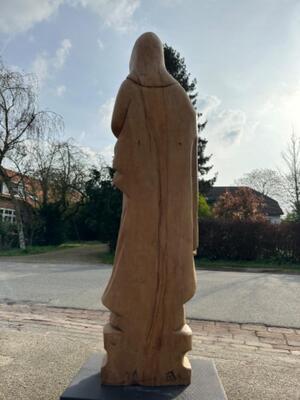 St. Mary With Child  en Hand - Carved Wood , 20 th century ( Anno 1950 )