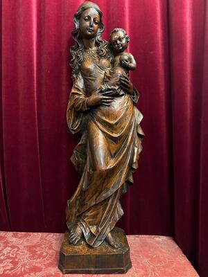 St. Mary With Child Sculpture. en Hand - Carved Wood , 20 th century