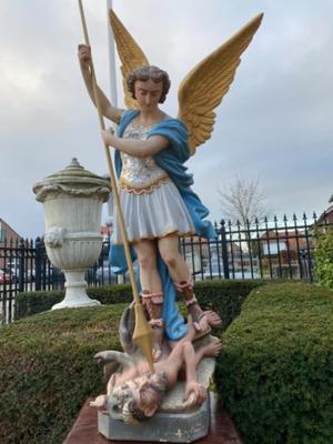 St. Michael Statue  en Terra - Cotta Polychrome, France 19 th century ( Anno 1865 )