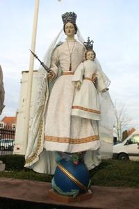 Stake - Madonna. Silver Crowns And Scepter. en hand-carved wood polychrome / Dressed, Belgium 18 th century