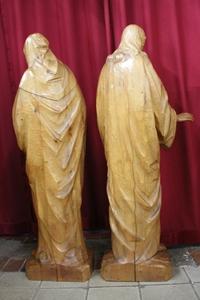 Statue  Sacred Heart Of St. Mary (Matching With Sacred Heart Of Jesus) en hand-carved wood , Dutch 20th century